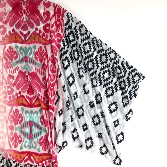 Bebe Print Mesh Kaftan Top - Picture 8 of 10